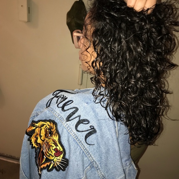 MEET THE POSHER, JESS ✨ - Picture 3 of 9